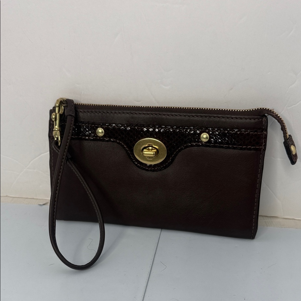 Elegant Brown Leather Wristlet